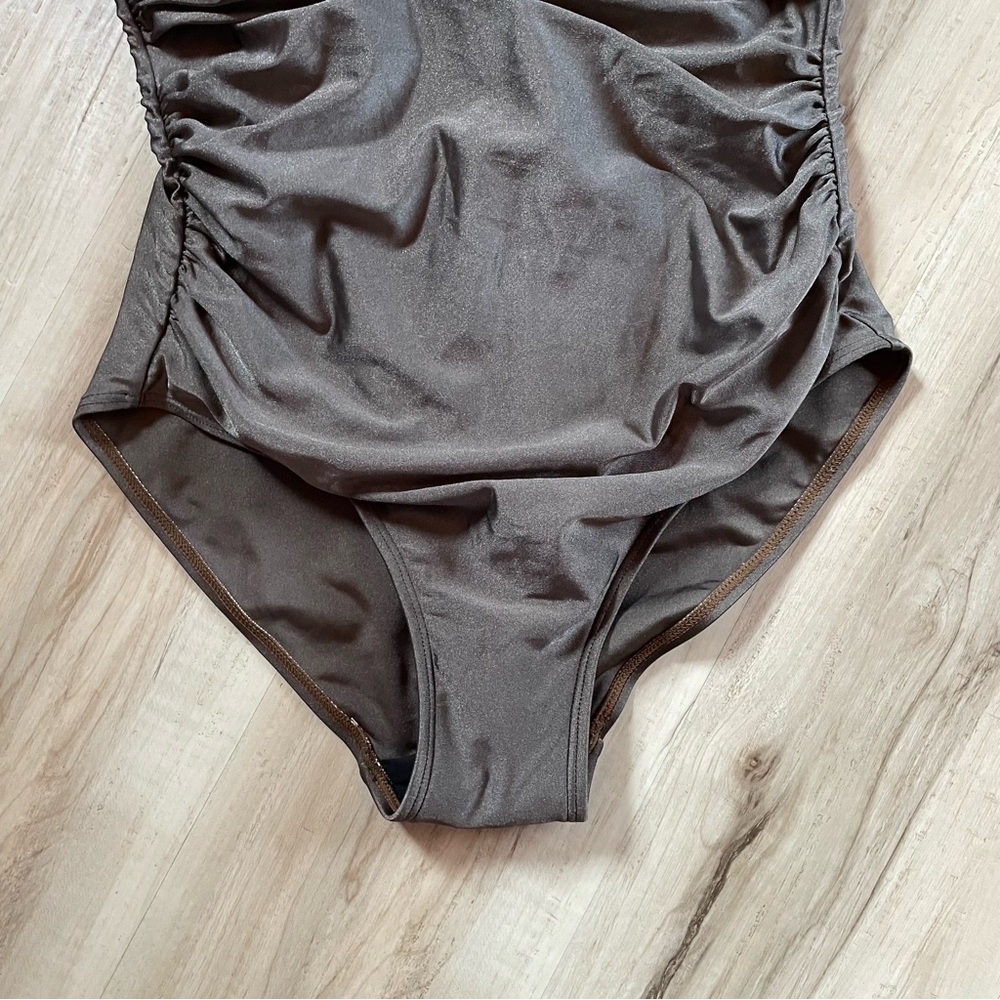 Ruched One-Piece Swimsuit in metallic gray - Picture 3 of 10